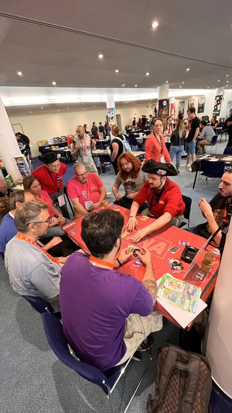 A SAVANA demo table full of players at the Vichy festival
